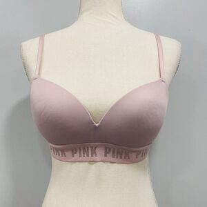 PINK Victoria's Secret 34C Chalk Pink Wear Everywhere Wireless Light Lined Bra